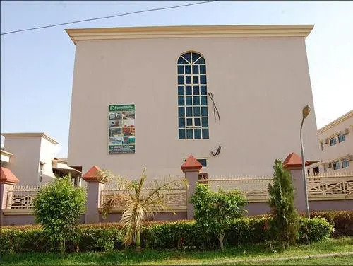 Summit Villas Suites & Apartment
