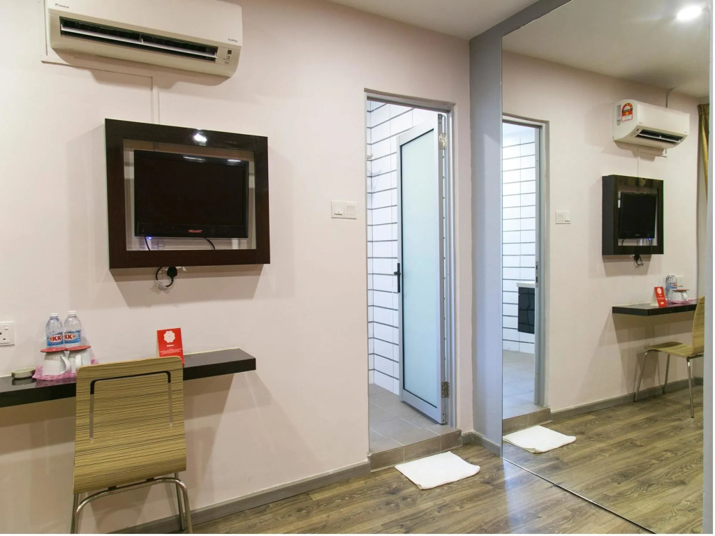 OYO 296 KK Hotel Jalan Pahang
