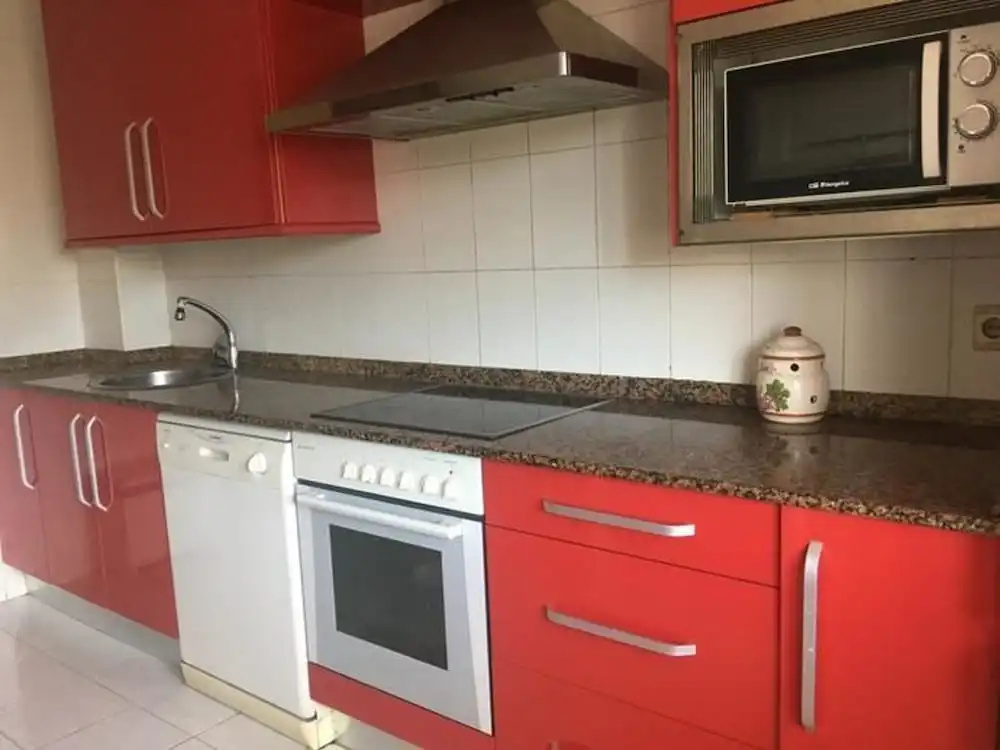 House with 3 Bedrooms in San Vicente de la Barquera, with Wonderful Sea View And Furnished Terrace
