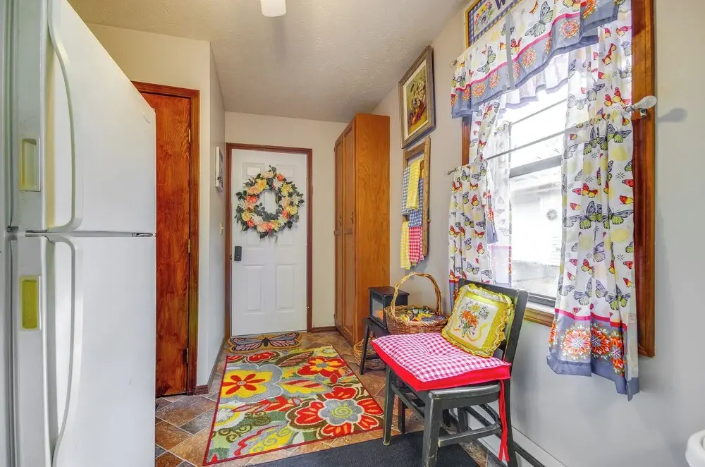 Walk to Dtwn: New Orleans-themed Lebanon Cottage