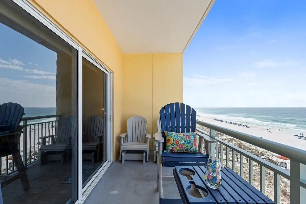 Pelican Isle 607 - The Nautical Nook