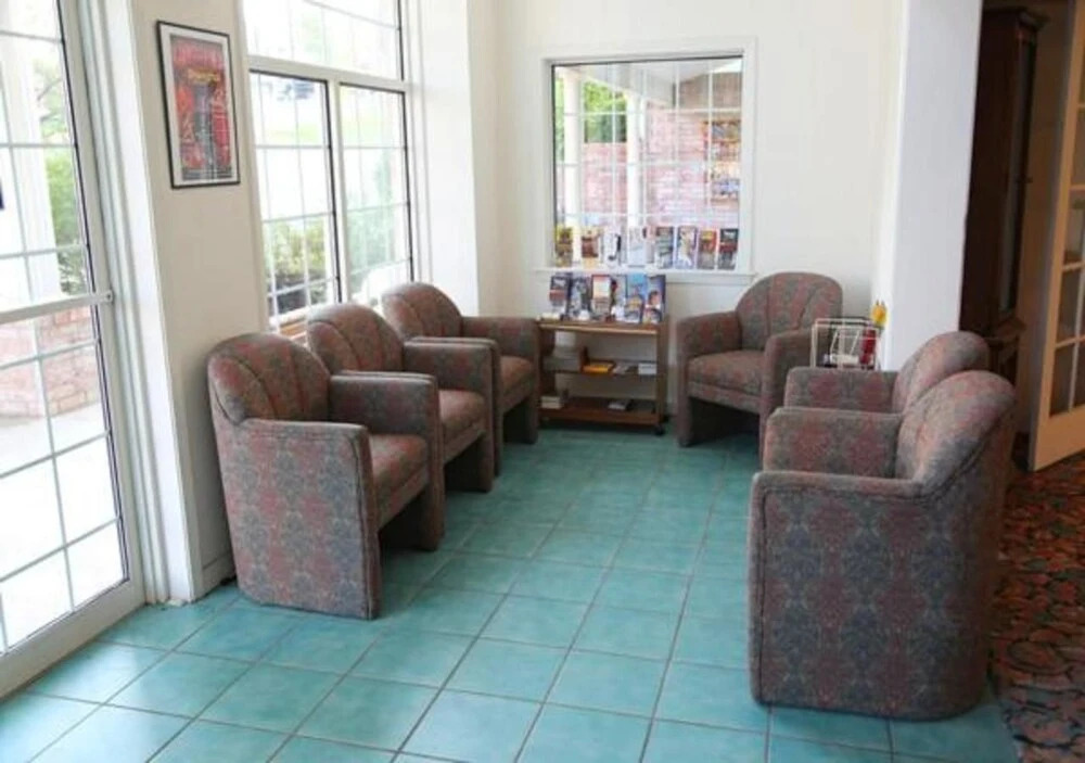 Branson Vacation Inn and Suites