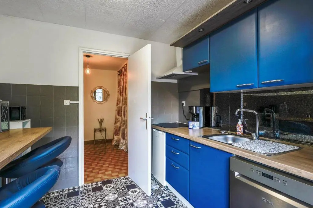 Cosy apartment at 8 min from the beach in Saint-Cyr-sur-mer - Welkeys