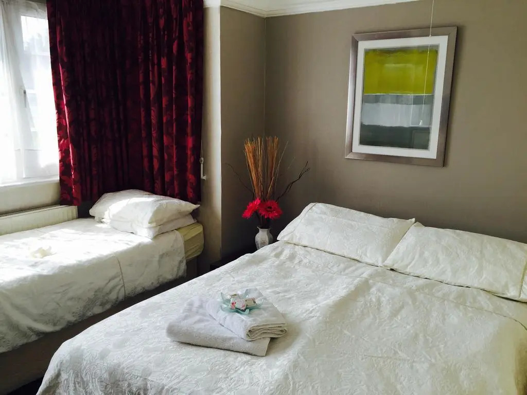 Edgware B&B