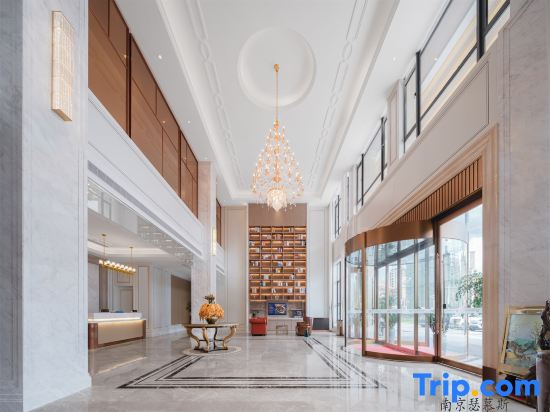 Vienna International Hotel version 5.0 Pingnan Guobao Avenue