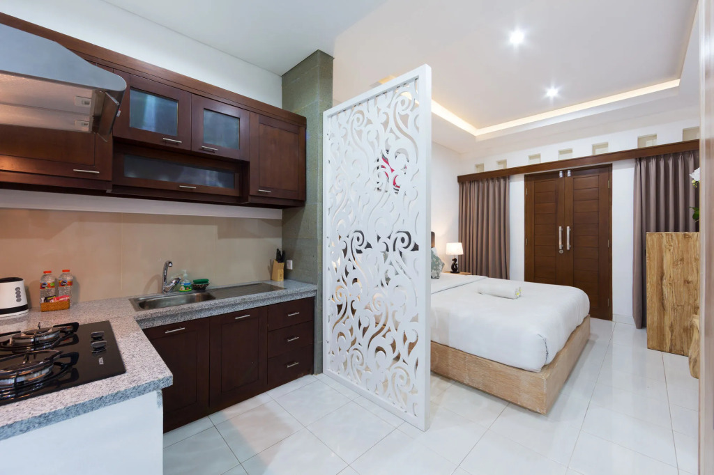 Odika Lovina Villas
