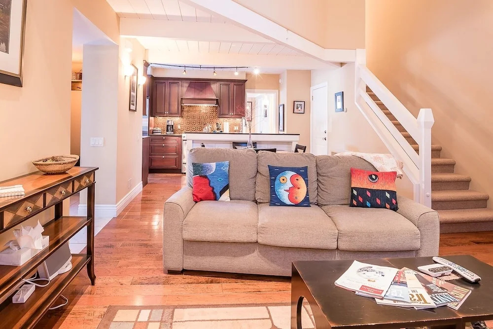 Dollar Meadows #1393 - 2 Br Condo