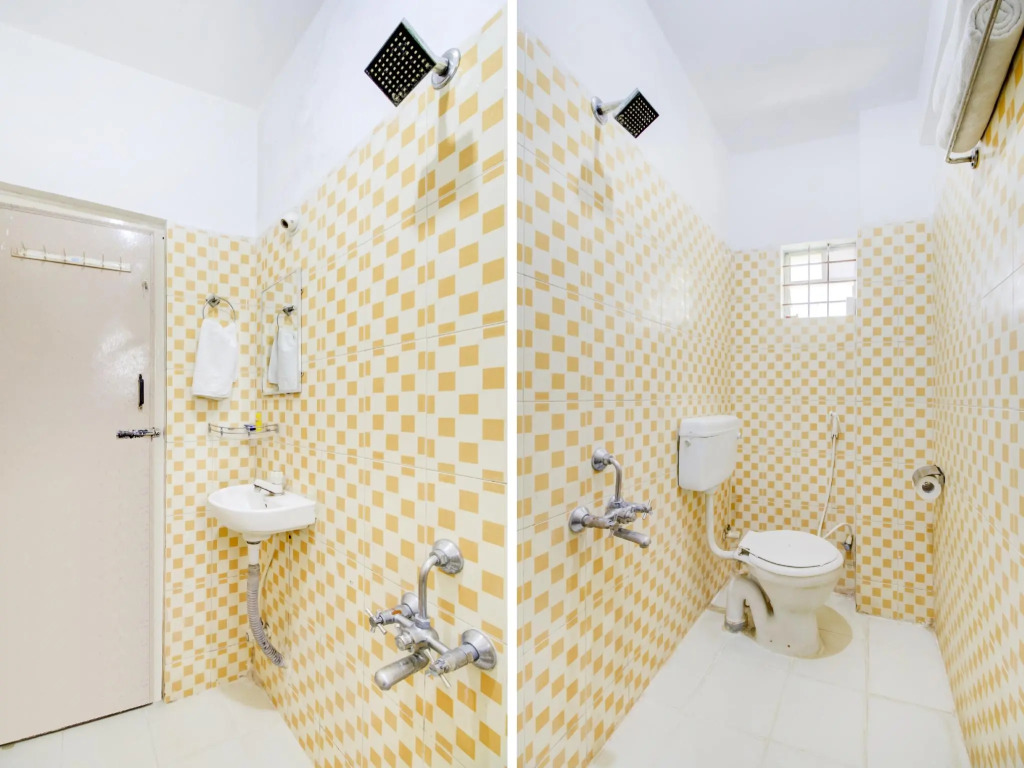 OYO 75854 Hotel Harsha Residency