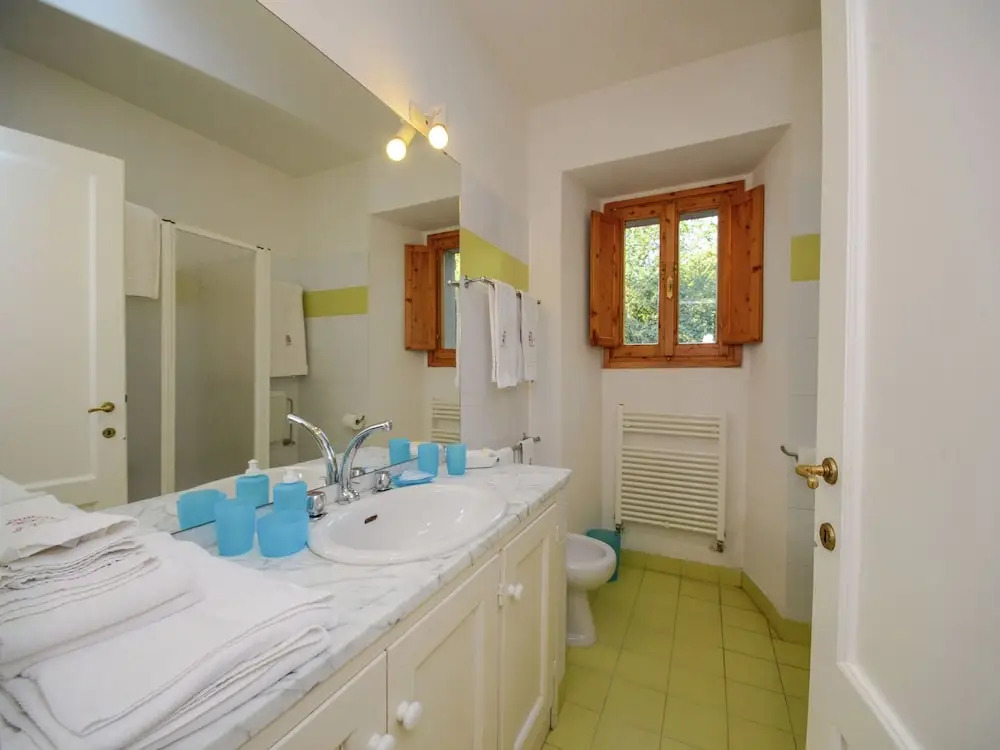 Sprawling Villa with Breathtaking Views in Emilia-Romagna