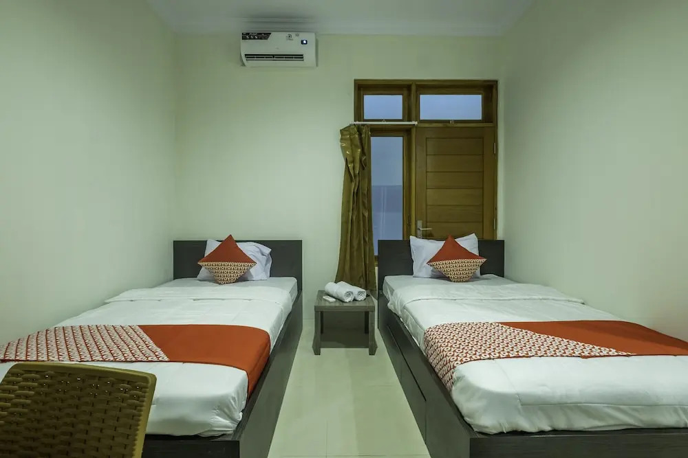 Zleepy Ks Tubun by OYO Rooms