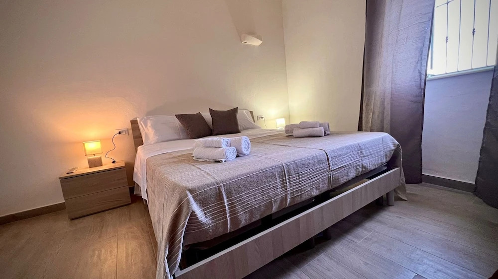 B & B Domus San PietRo