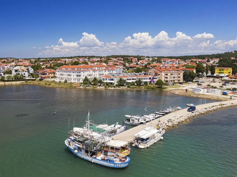 Airconditioned Studio Apartment With Seaview