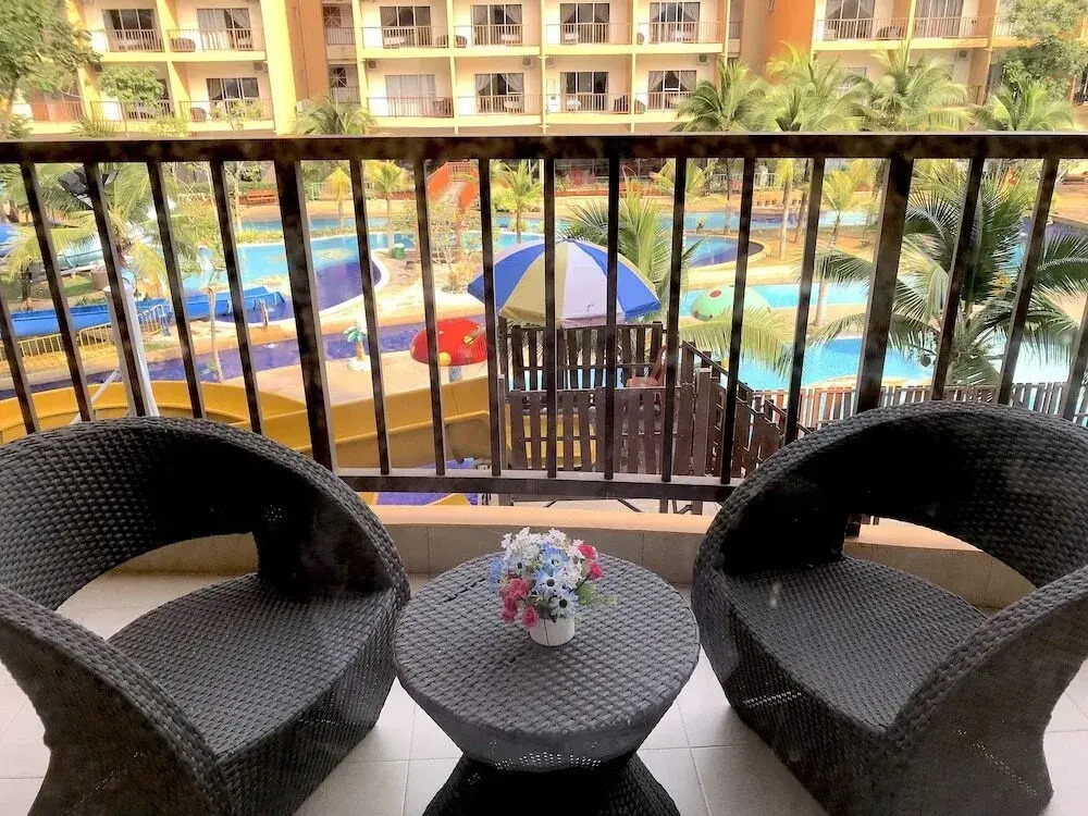 2 Room Apartment@ Gold Coast Morib Banting