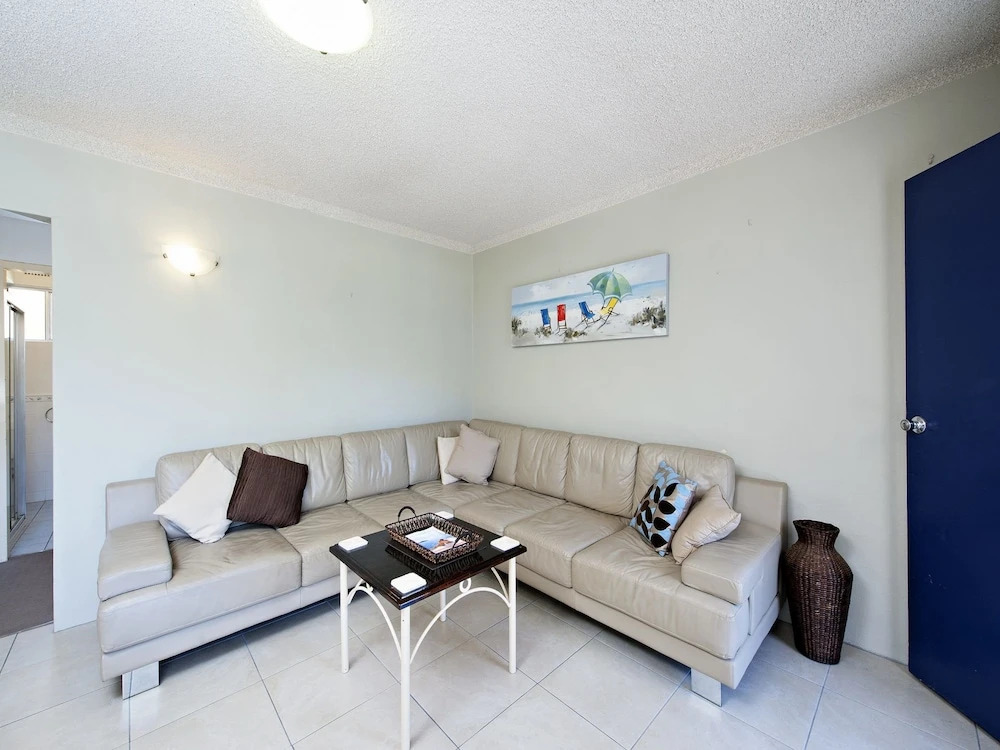 Shoal Towers, Unit 2/11 Shoal Bay Road