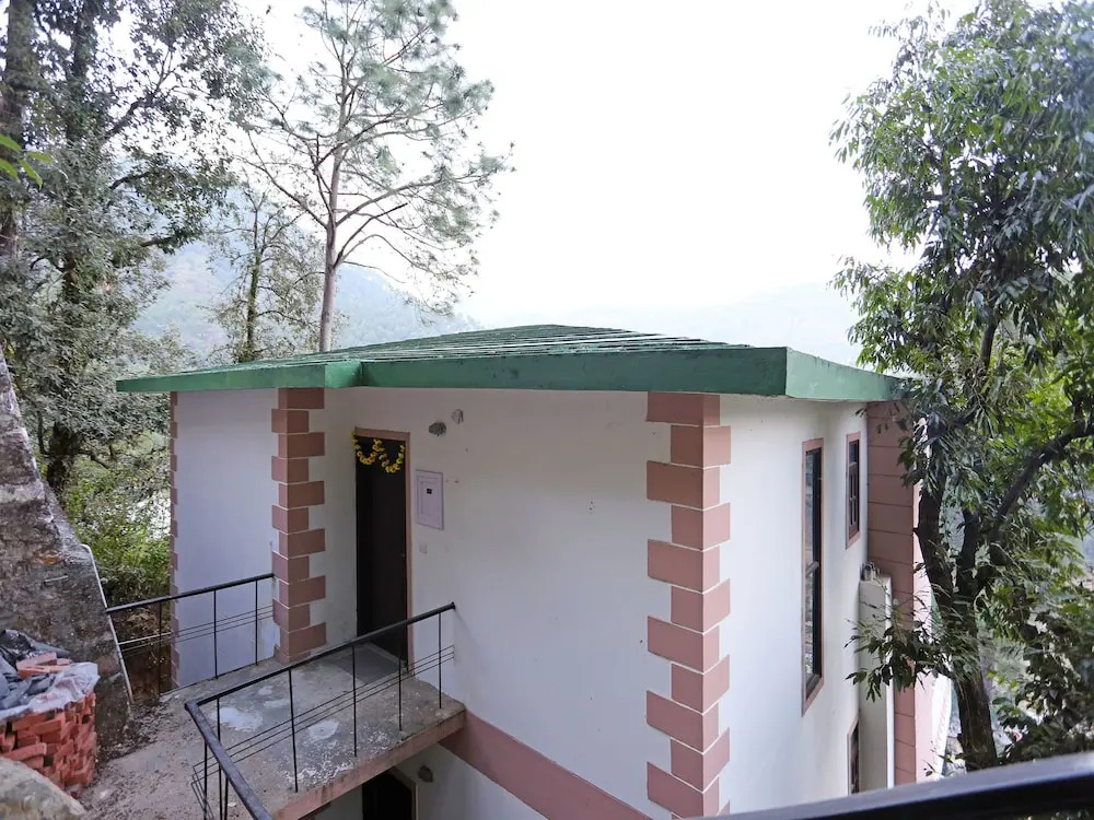 OYO 10772 Home 2BHK Grace Villa Sattal