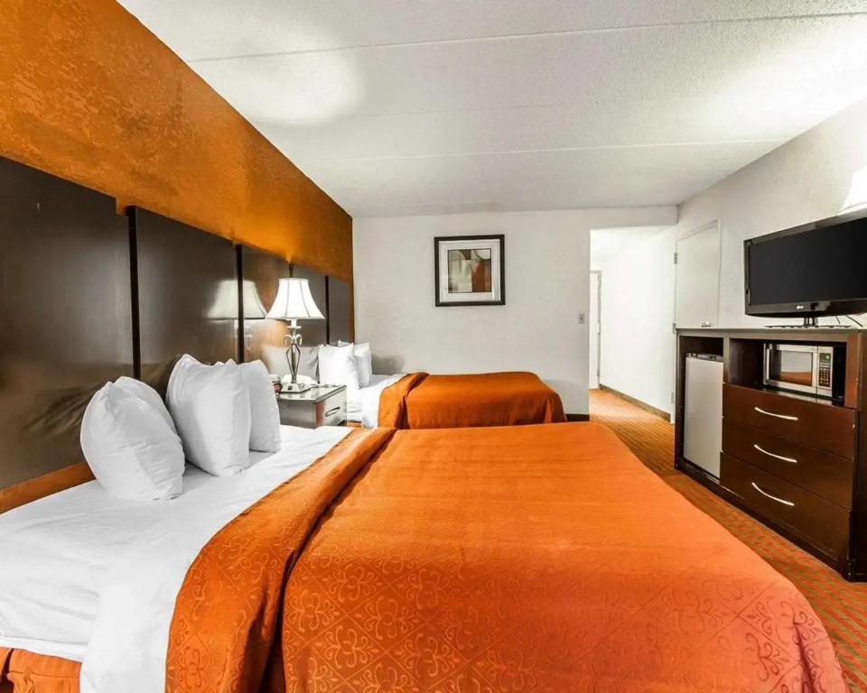 Wingate by Wyndham Marietta Conference Center Ohio