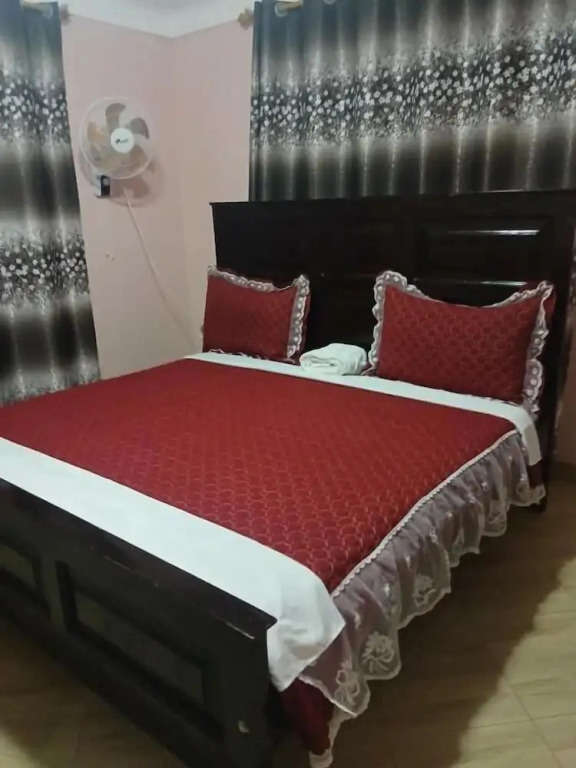 Panda Hotel