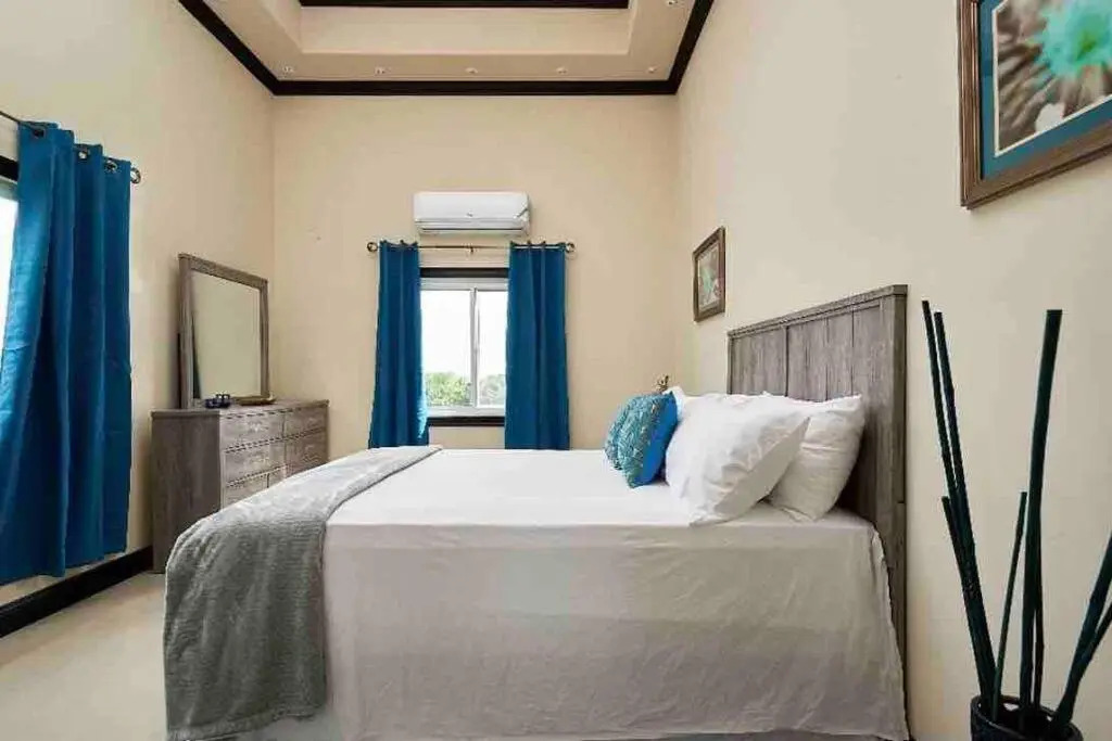 1Royal Treat Vacation Home