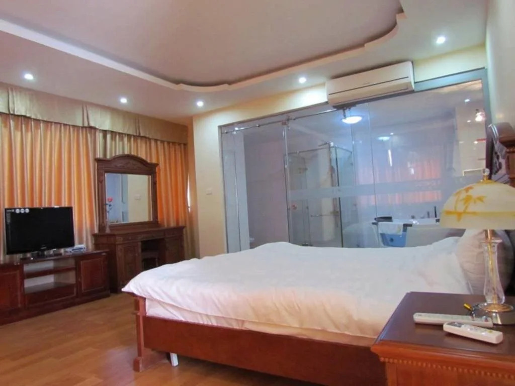 Phu Dong Hotel