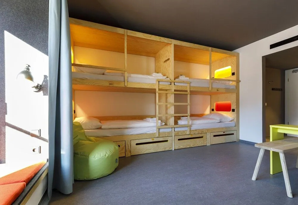 DJH moun10 Jugendherberge - Youth Hostel - membership required