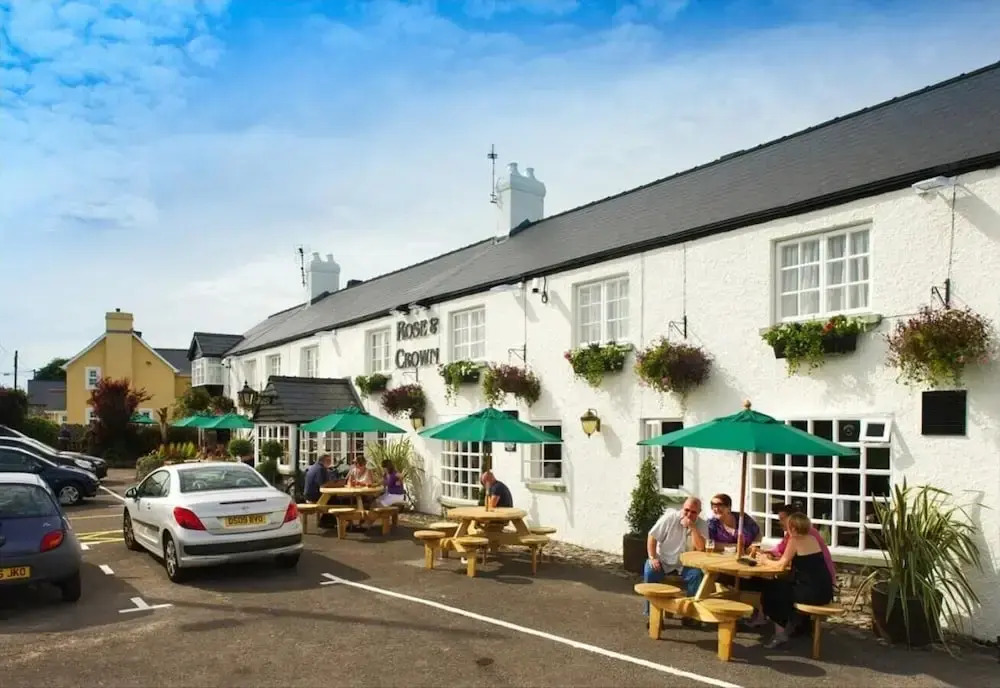 Rose And Crown