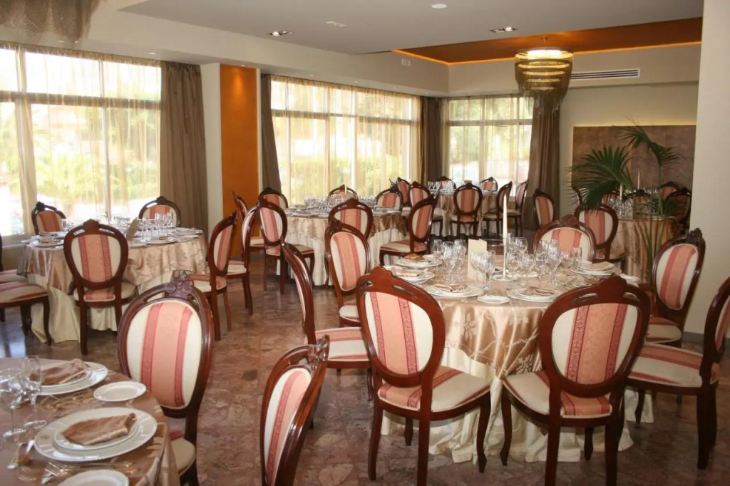 Hotel Santa Lucia Le Sabbie dOro