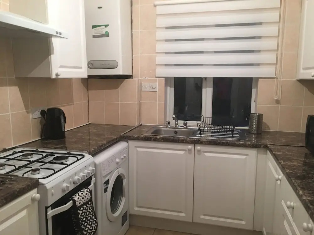 Kingswood Apartment