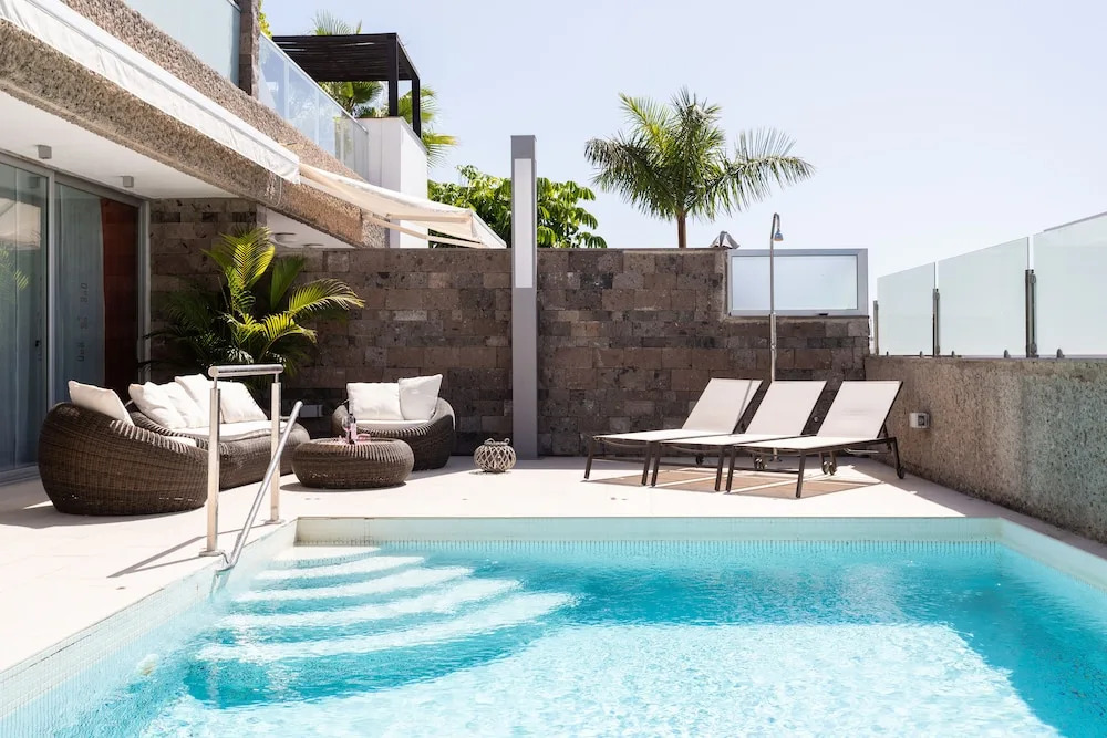 Luxury BKM in Playa del Duque