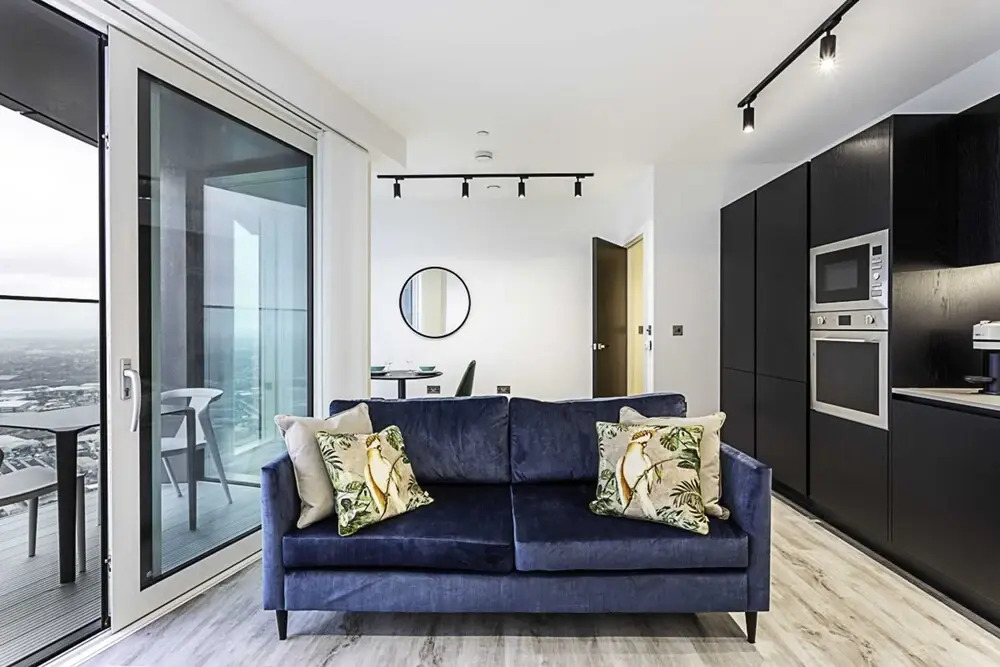 Icon Tower Flat VII