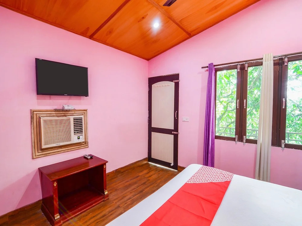 OYO 3854 Corbett Call