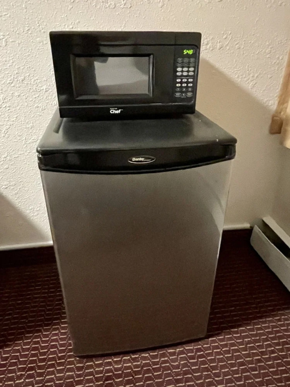 Anavada Inn & Suites - Grande Prairie