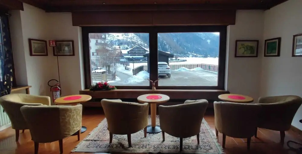 Hotel TEA DOLOMITI - Lago di Alleghe - Monte Civetta
