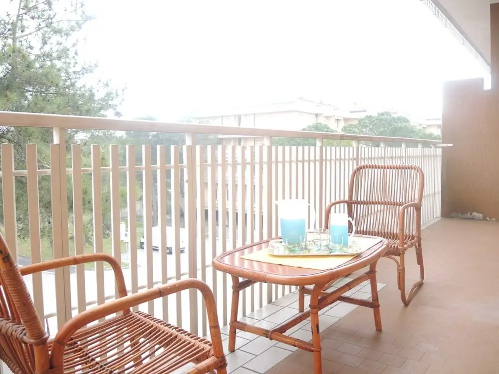 Spacious Flat Near Pluto Beach