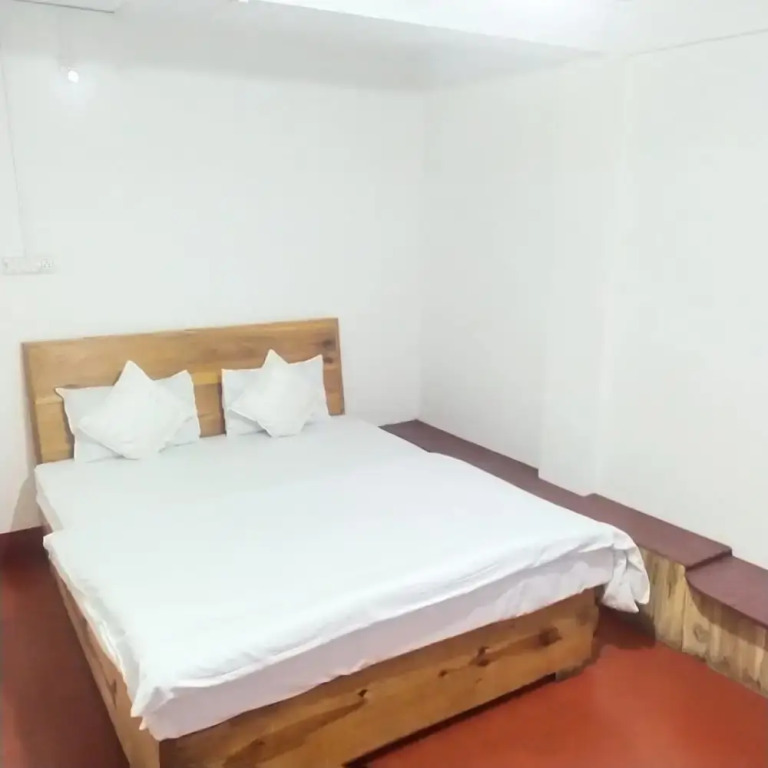 New Shilong Guest house Travellers Point