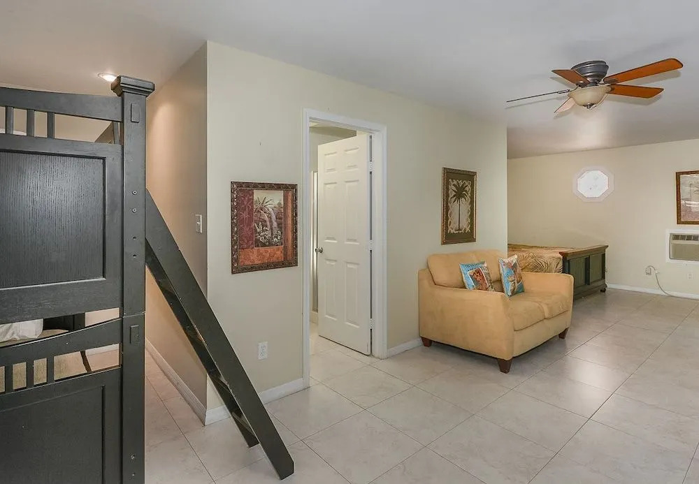 6368S - Atlantic Avenue Home - 3Br Home