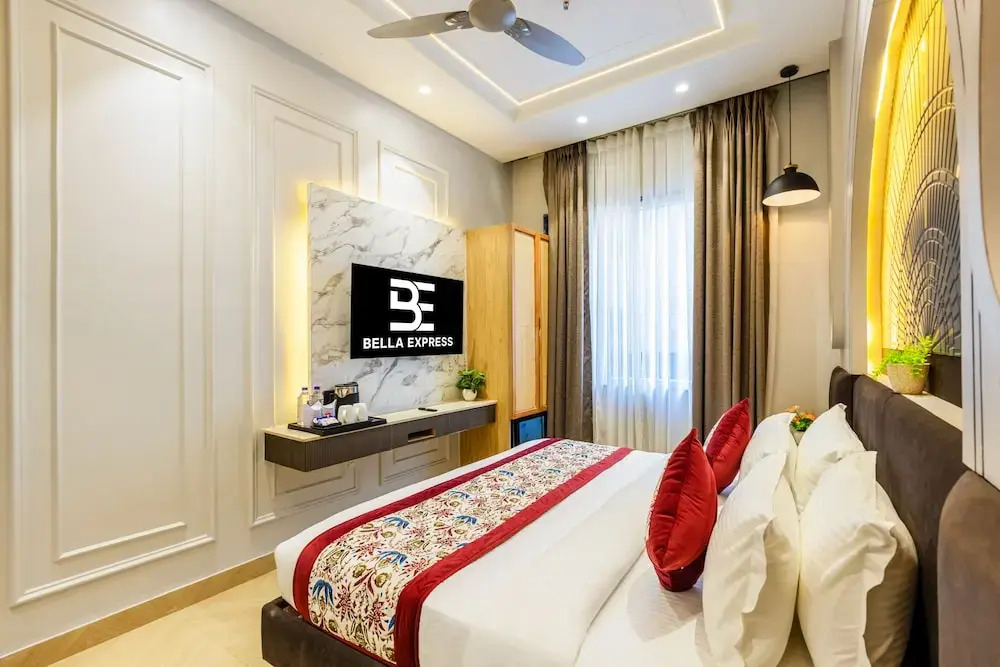 The Bella Express- New Delhi City Centre