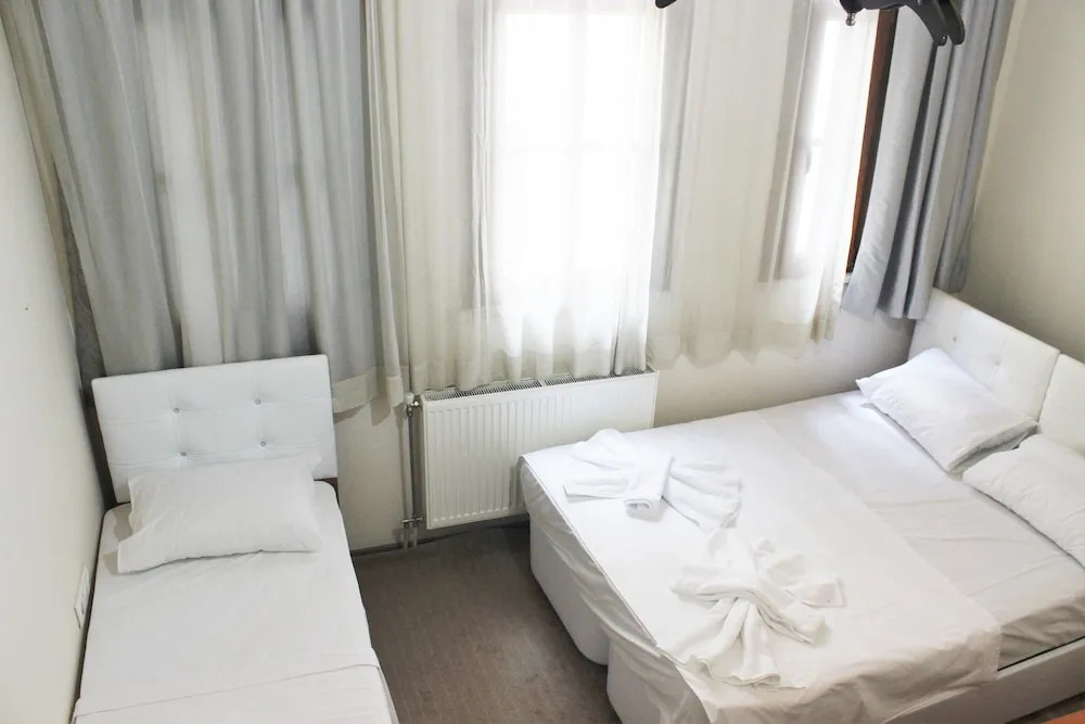 Mardian House - Adults Only