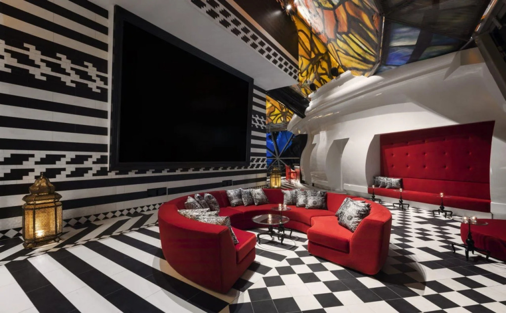 Mondrian Doha