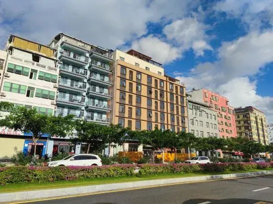 Hanting Hotel (Sanya Chunyuan Seafood Plaza)(汉庭酒店(三亚春园海鲜广场店))