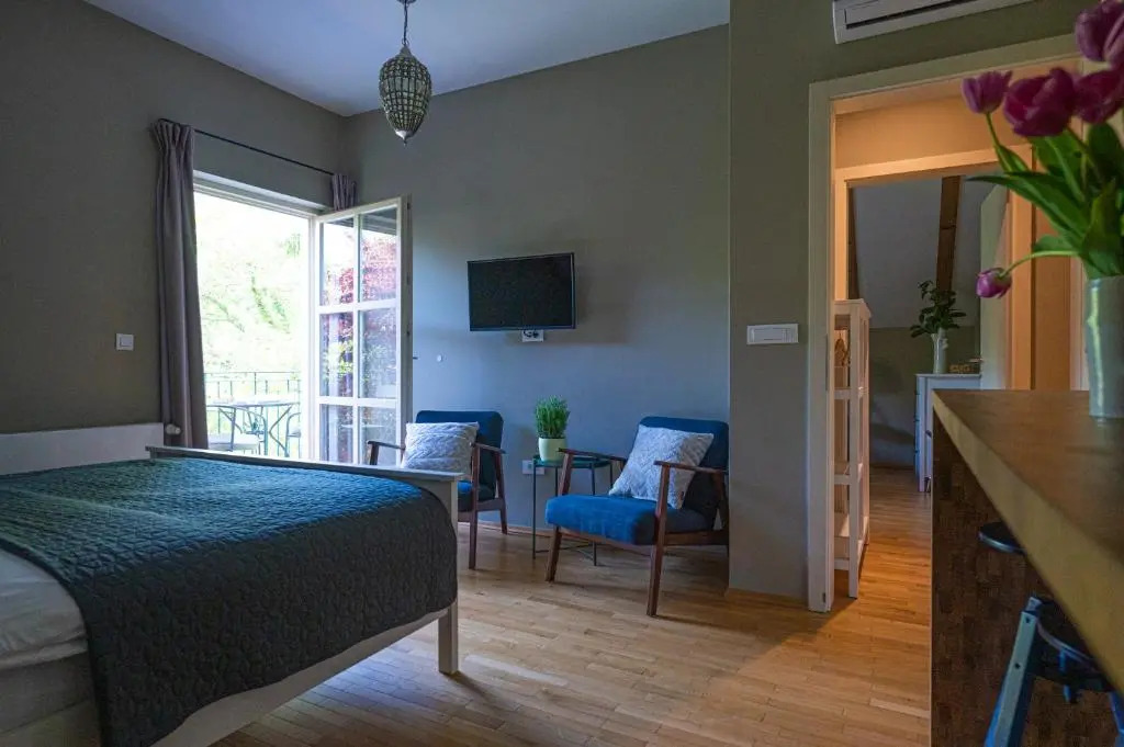 Peacock Boutique Apartments