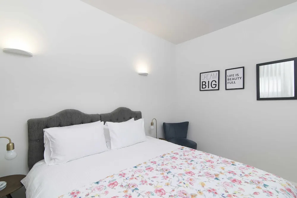 TLV Center by TLV2RENT