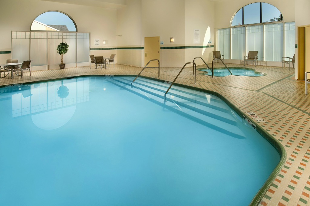 Holiday Inn Express & Suites Manassas by IHG