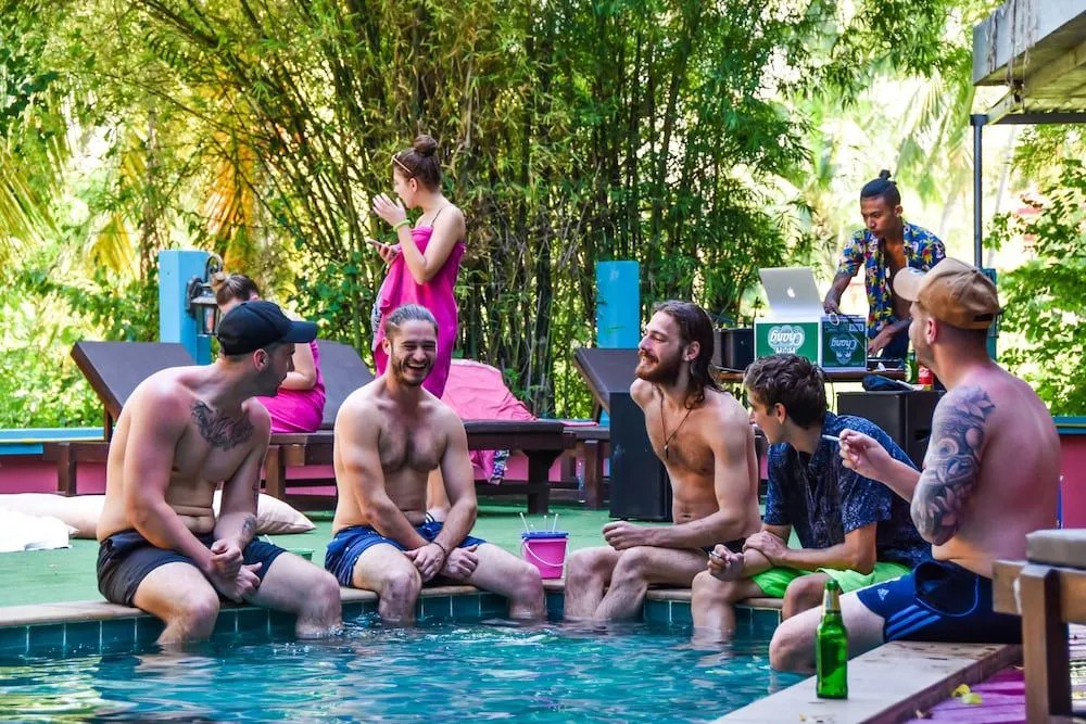 Mad Monkey Koh Phangan Hostel - Adults Only