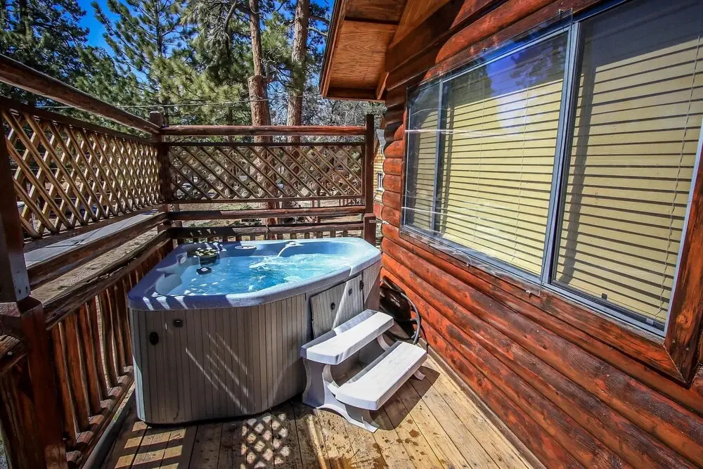 Bear Claw Bungalow #379