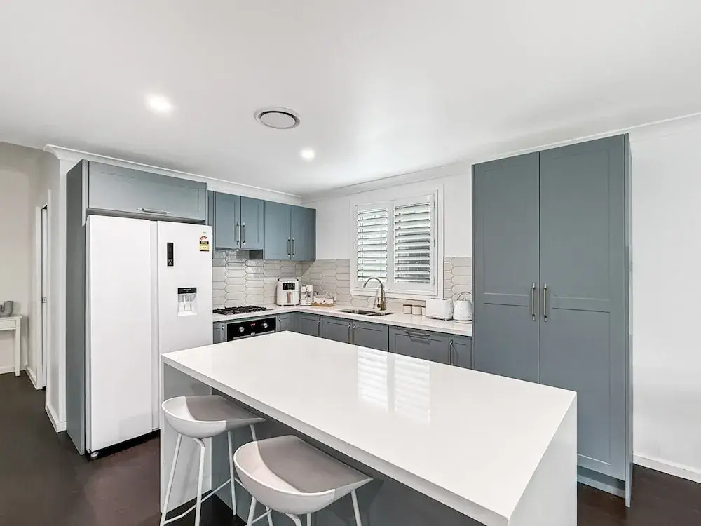 Spacious 3-bedroom Home With Private Pool & BBQ