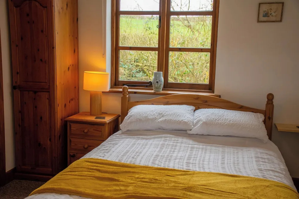 3-Bed Barn Eco-Lodge on the Tarka trail
