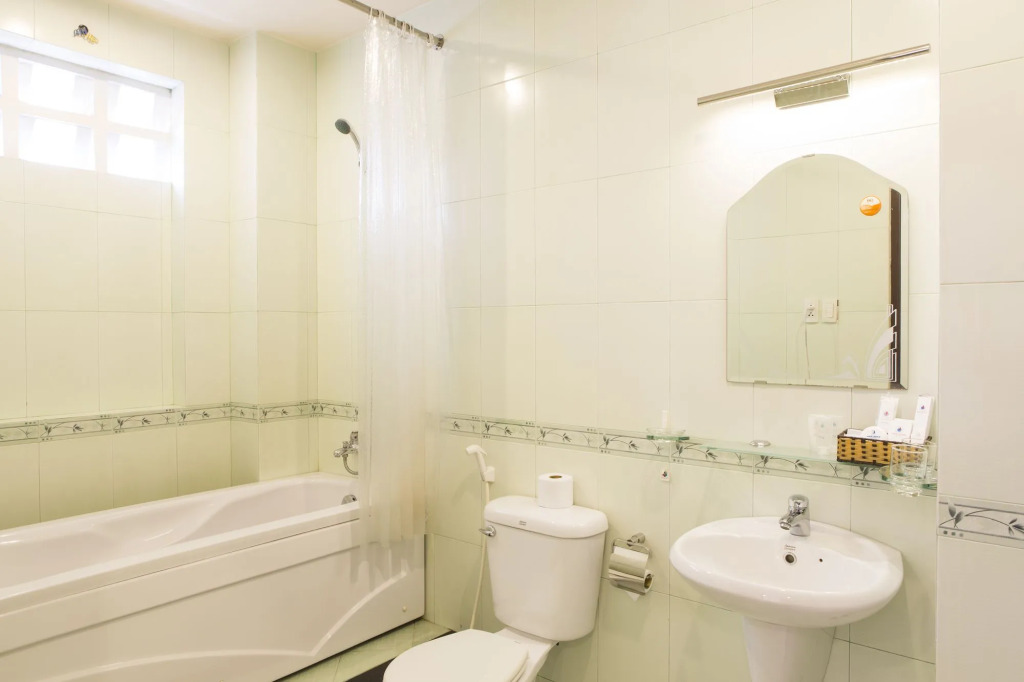 Vien Dong Hotel 2