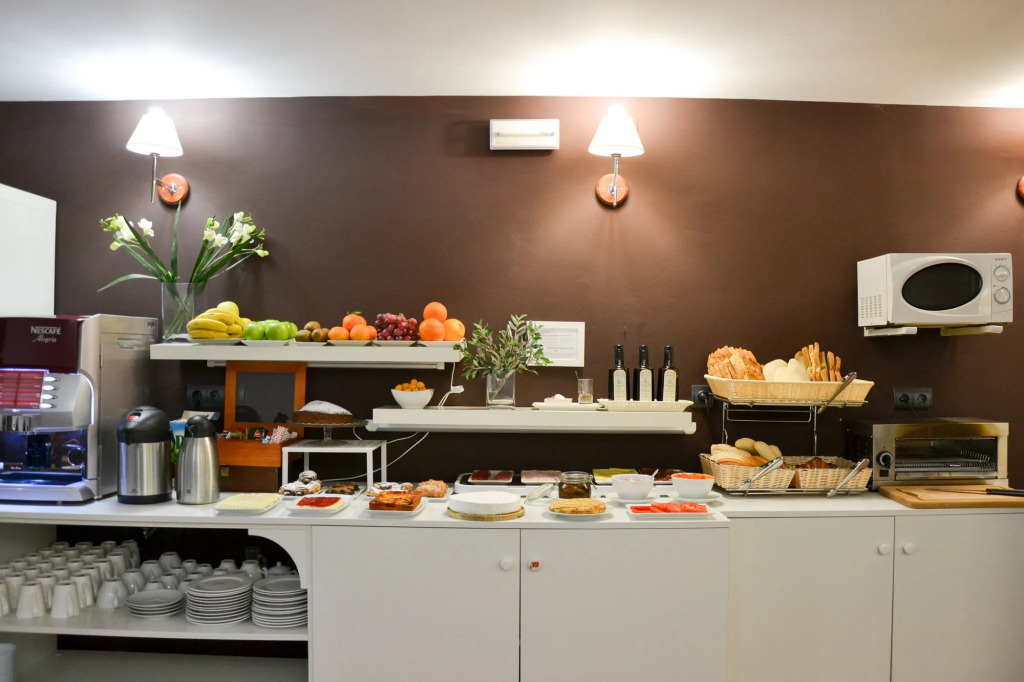 I AM La Posada Hotel and Apartment