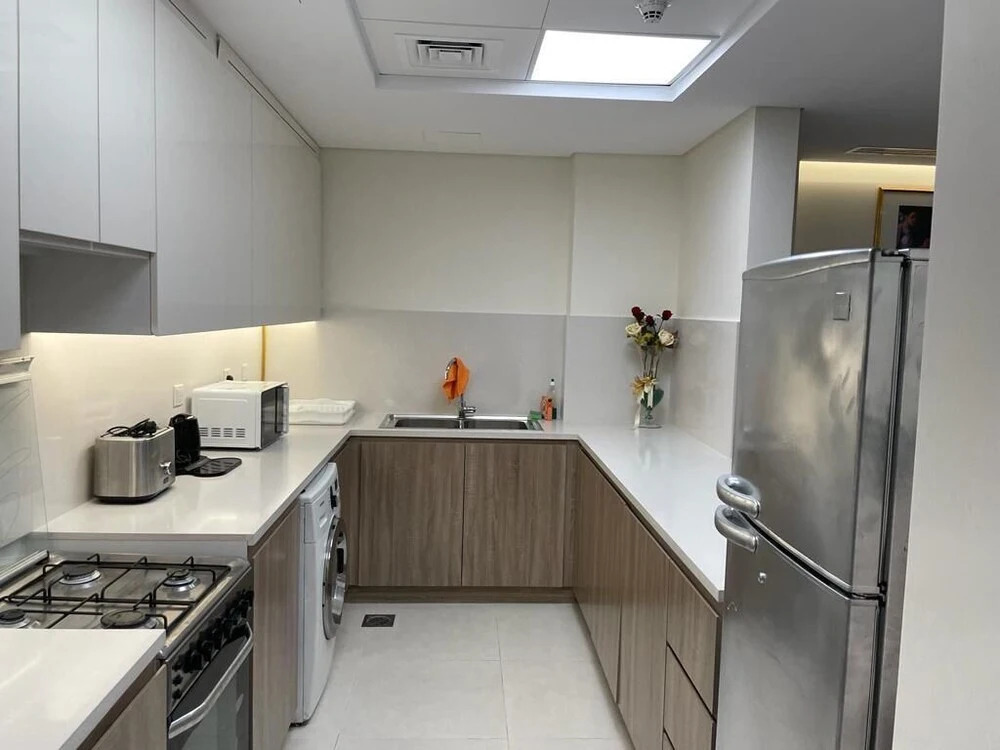 401 Luxury 2Bhk Apartment With Maid Room