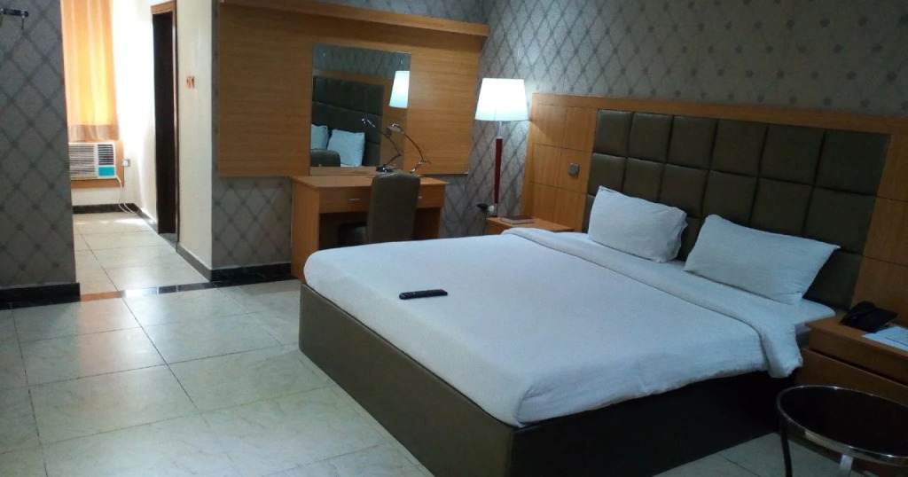 Yewa Frontier Hotel
